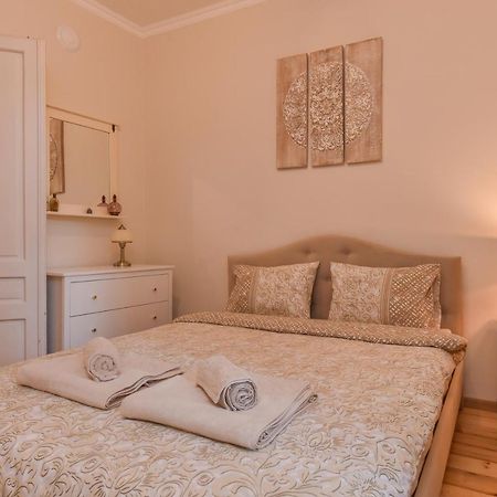 Spacious Vintage 2Br, 2Bath Apartment By Flat Mаnager Sofia Exteriör bild